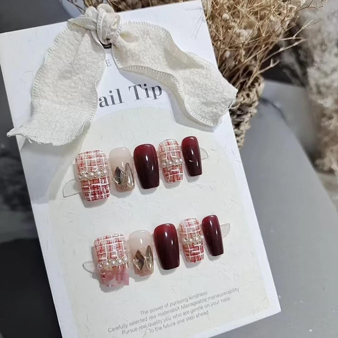 Nalepovacie nechty s textúrou tweed, mačacie oko a glitre, krátke square
